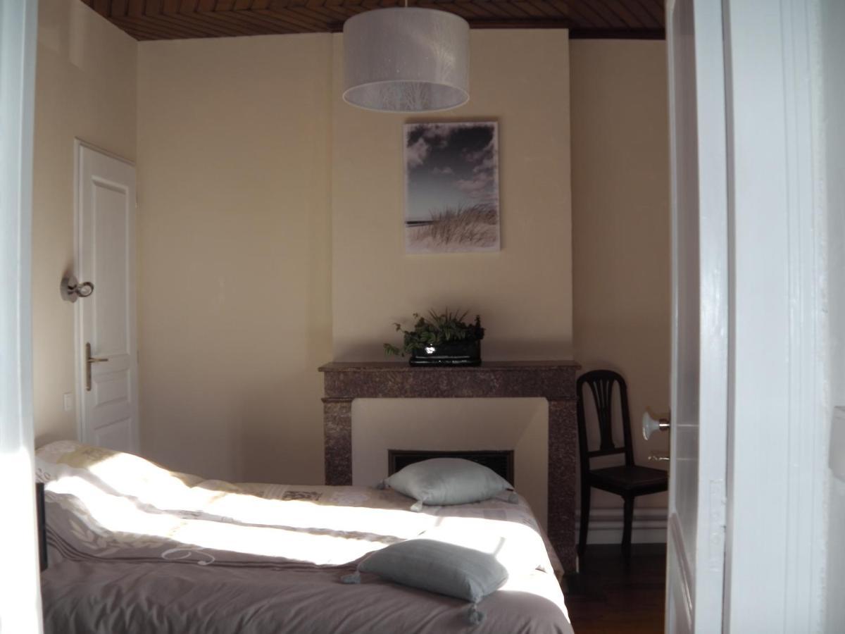Aux Vieux Fours Bed & Breakfast Noaillac Екстериор снимка