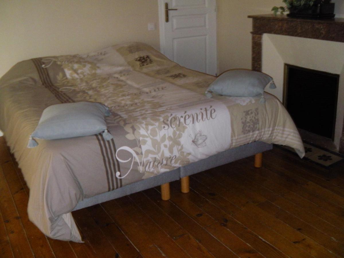 Aux Vieux Fours Bed & Breakfast Noaillac Екстериор снимка