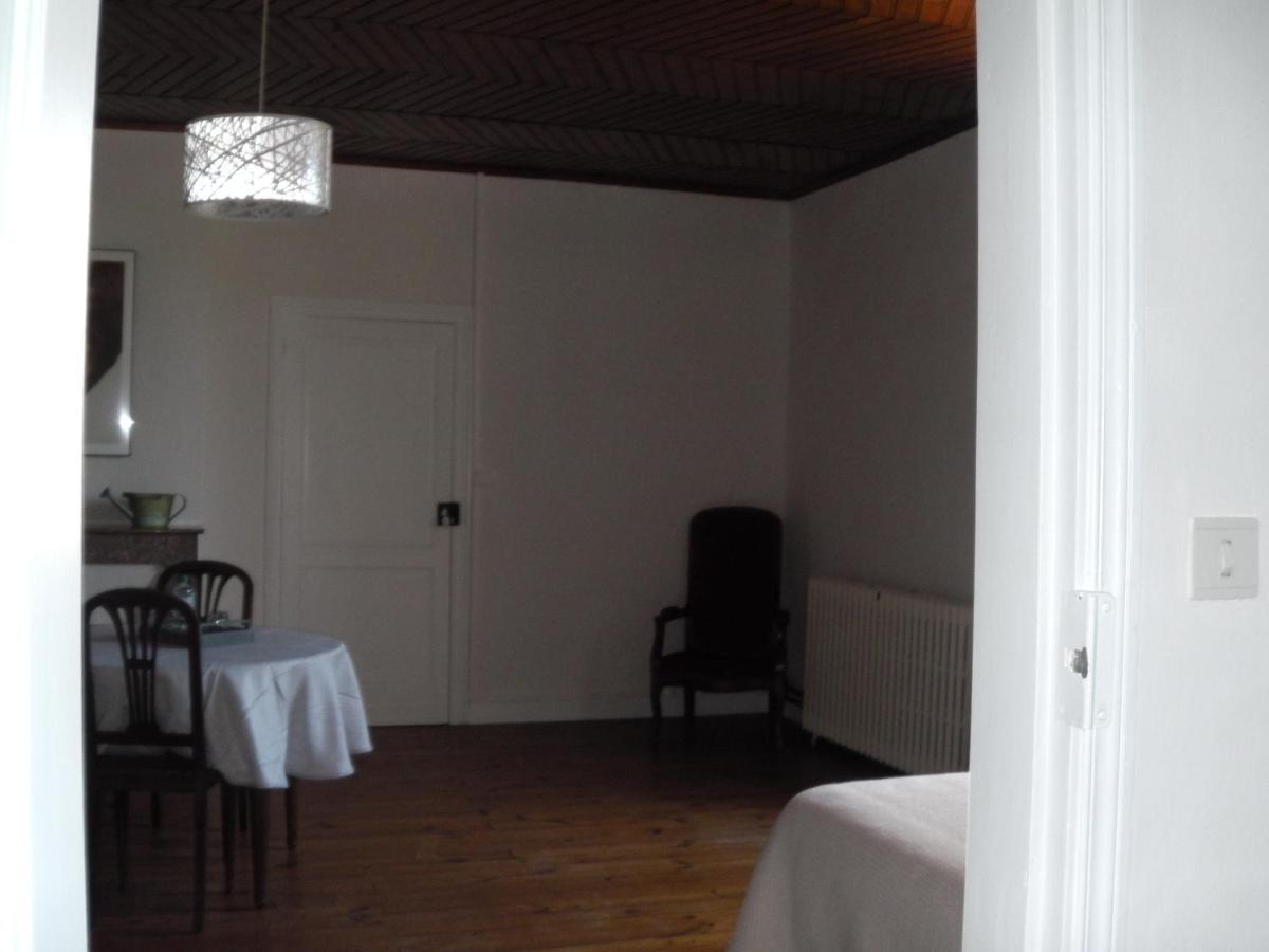 Aux Vieux Fours Bed & Breakfast Noaillac Екстериор снимка